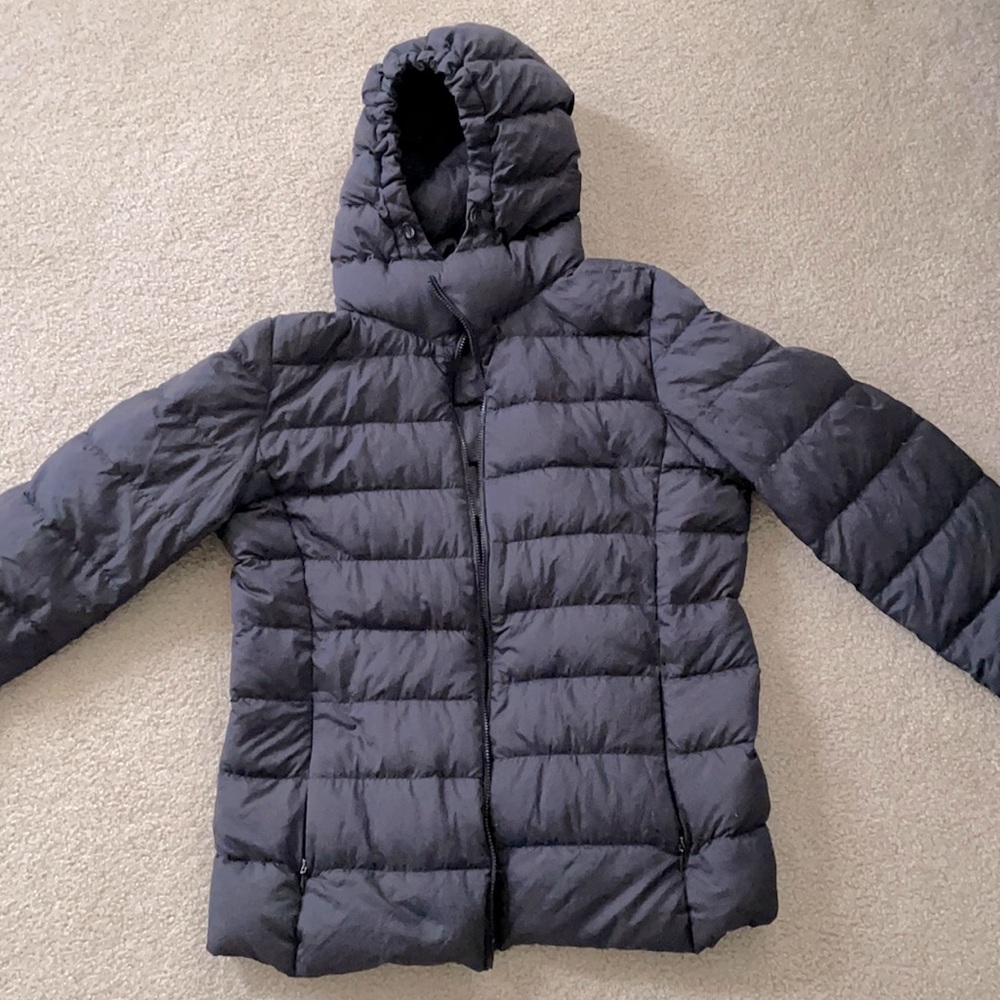Uniqlo down puffer jacket